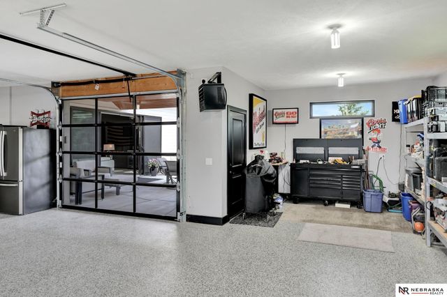 9619 Toma Road, Lincoln, NE 68526