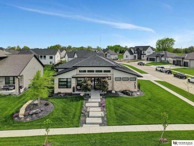 9619 Toma Road, Lincoln, NE 68526
