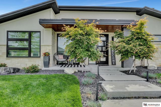 9619 Toma Road, Lincoln, NE 68526