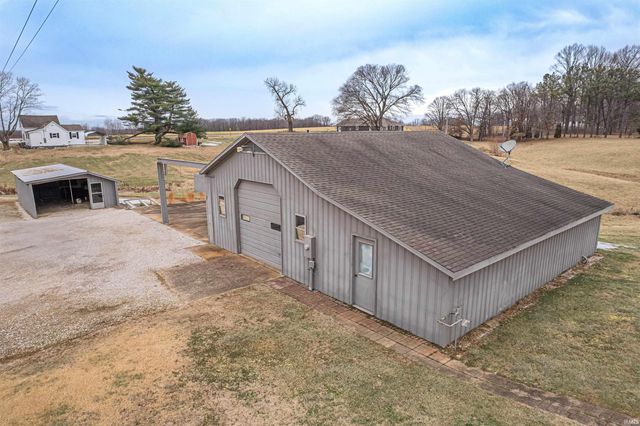 5100 Haines Road, Wadesville, IN 47638