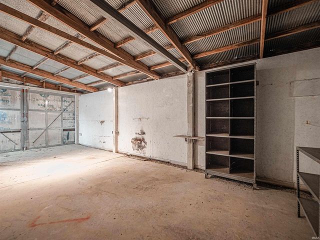 5100 Haines Road, Wadesville, IN 47638