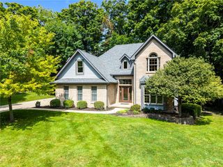 2968 Walling Way, Beavercreek, OH 45434
