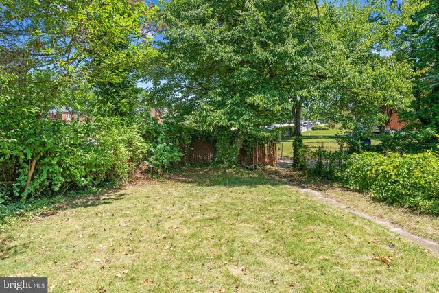 6023 CHINQUAPIN PKWY, Baltimore, MD 21239