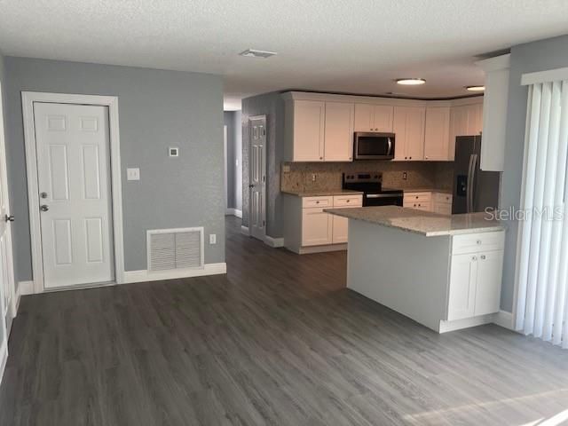 5241 MAGNOLIA TERRACE, Fruitland Park, FL 34731