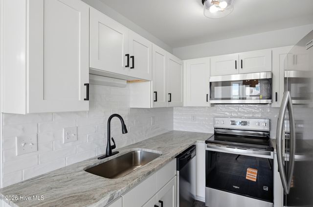 1500 Carolina Beach Avenue N 2d, Carolina Beach, NC 28428