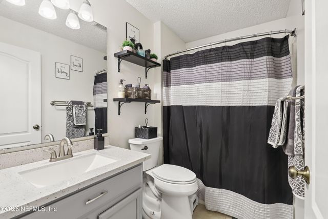 2547 CARSON OAKS Drive, Jacksonville, FL 32221