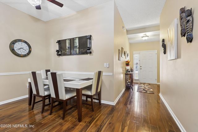 2547 CARSON OAKS Drive, Jacksonville, FL 32221