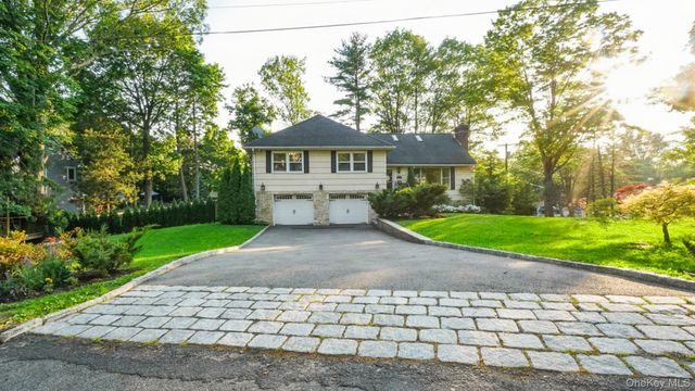 25 Manor Avenue, White Plains, NY 10605