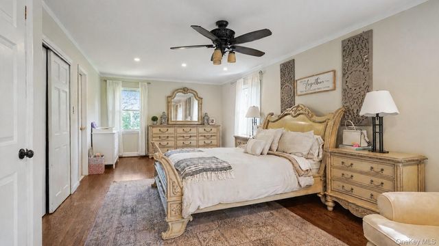 25 Manor Avenue, White Plains, NY 10605