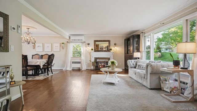 25 Manor Avenue, White Plains, NY 10605