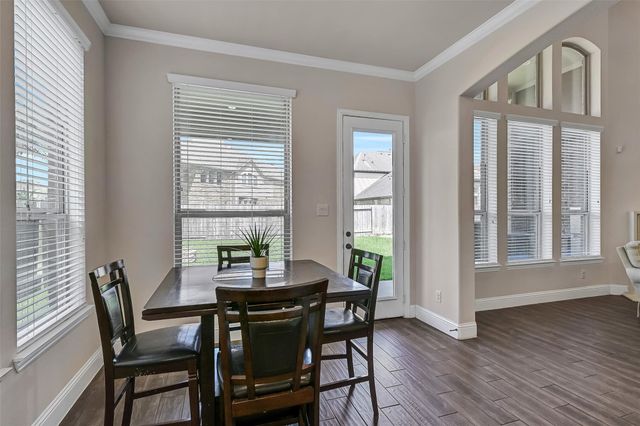 1645 Longwood Glen Lane, Friendswood, TX 77546