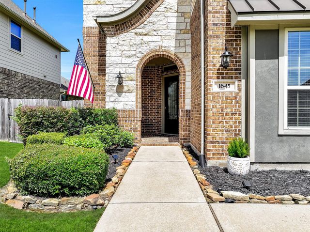 1645 Longwood Glen Lane, Friendswood, TX 77546