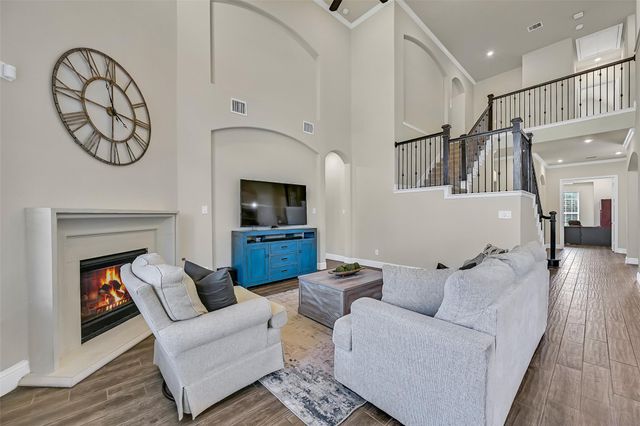 1645 Longwood Glen Lane, Friendswood, TX 77546