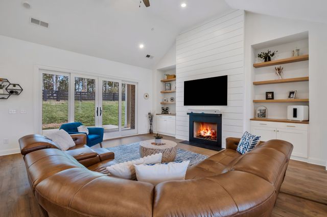 624 Dunmeyer Ct, Nolensville, TN 37135