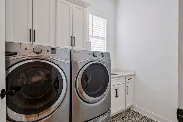 624 Dunmeyer Ct, Nolensville, TN 37135