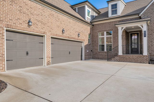 624 Dunmeyer Ct, Nolensville, TN 37135