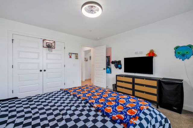 624 Dunmeyer Ct, Nolensville, TN 37135