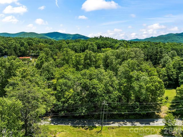 742 Hiawassee Avenue, Black Mountain, NC 28711
