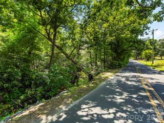 742 Hiawassee Avenue, Black Mountain, NC 28711