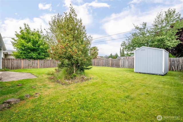 2586 Taylor, Longview, WA 98632
