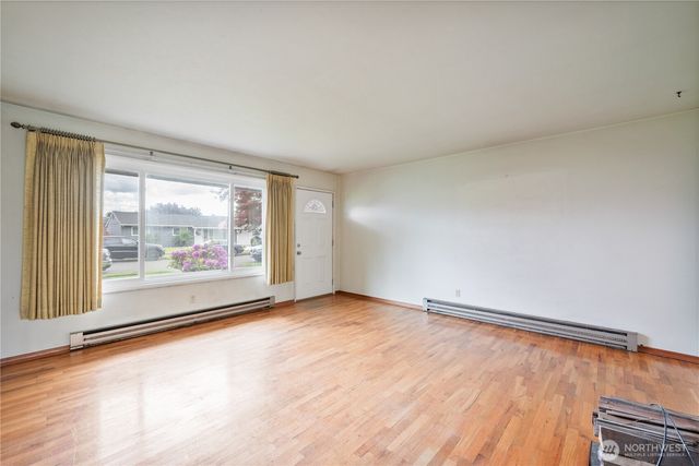2586 Taylor, Longview, WA 98632