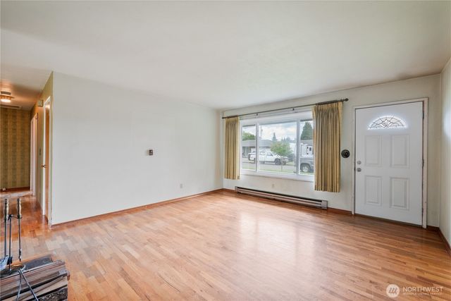 2586 Taylor, Longview, WA 98632