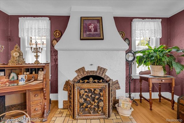 243 Cherokee Road, Pontiac, MI 48341