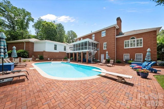 101 River Ridge Drive, Morganton, NC 28655