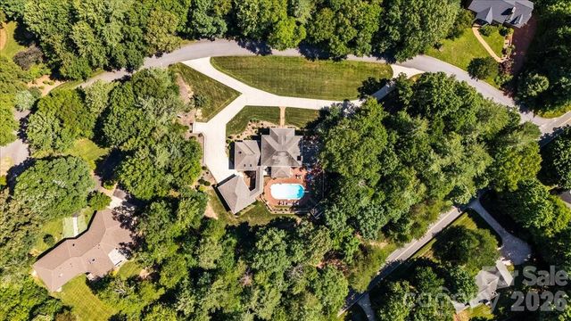 101 River Ridge Drive, Morganton, NC 28655