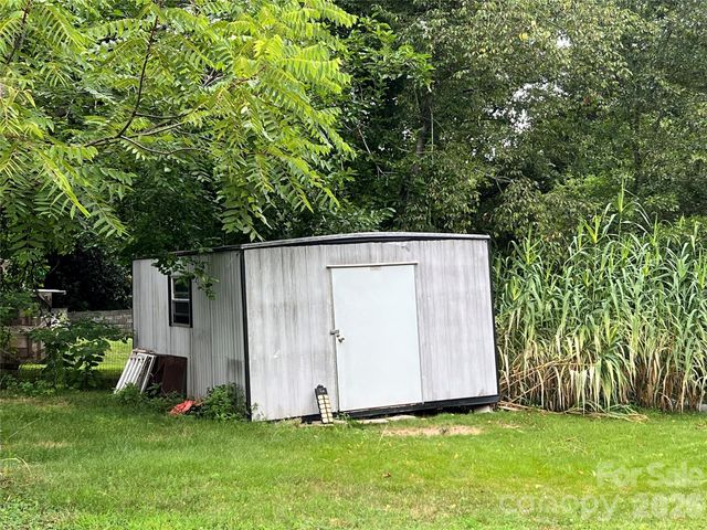 473 Boss Moore Road, Ellenboro, NC 28040