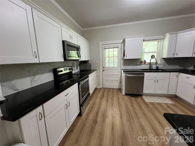 473 Boss Moore Road, Ellenboro, NC 28040