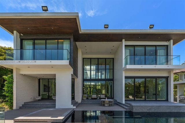 132 Paloma Drive, Coral Gables, FL 33143
