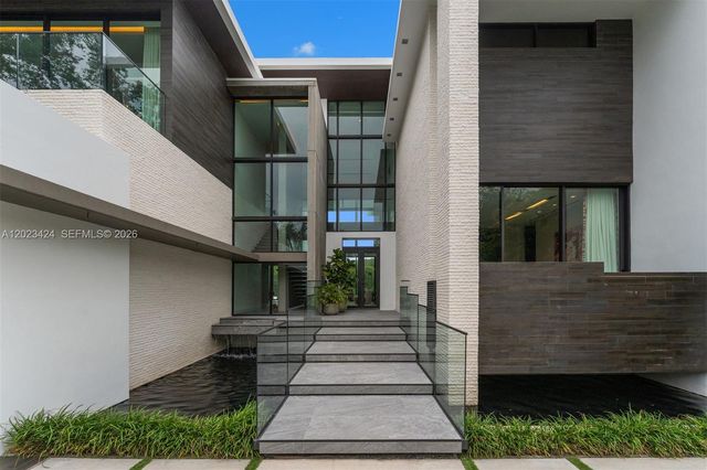 132 Paloma Drive, Coral Gables, FL 33143