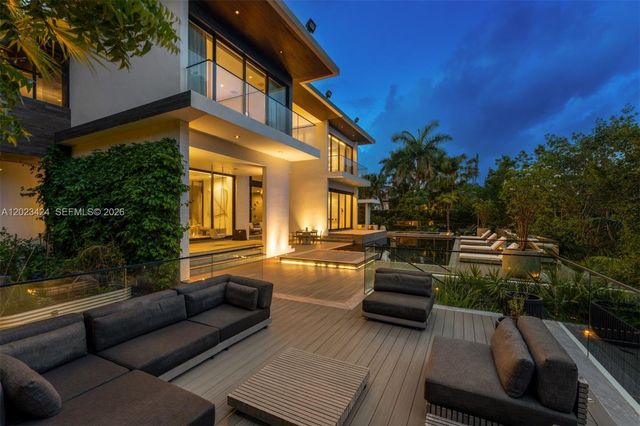 132 Paloma Drive, Coral Gables, FL 33143
