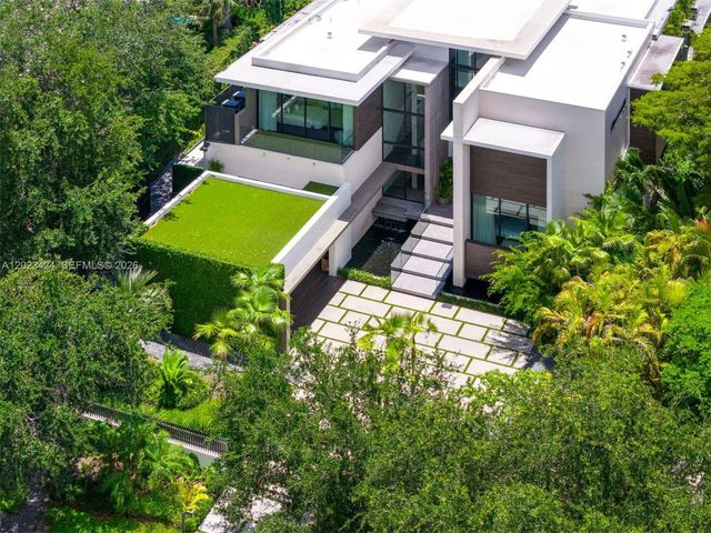 132 Paloma Drive, Coral Gables, FL 33143