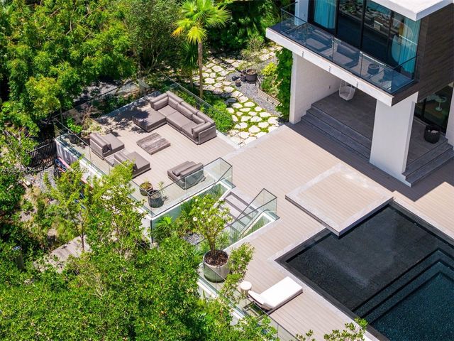 132 Paloma Drive, Coral Gables, FL 33143