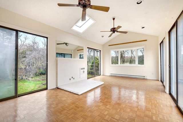 34 Morningside Ln, Lincoln, MA 01773