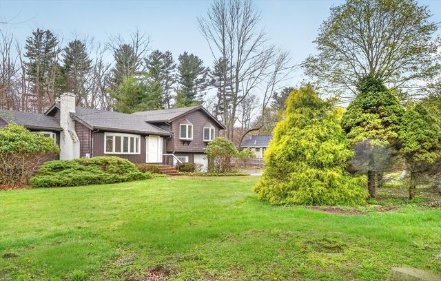 34 Morningside Ln, Lincoln, MA 01773