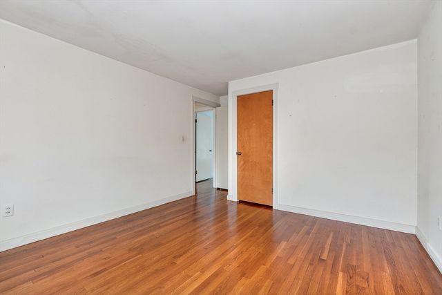 34 Morningside Ln, Lincoln, MA 01773