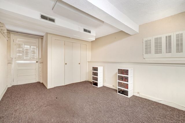 34 Morningside Ln, Lincoln, MA 01773