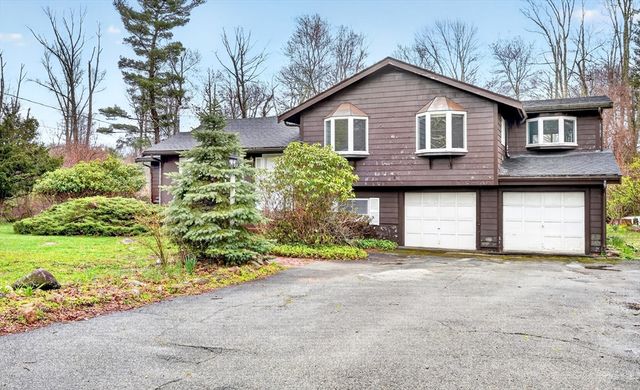 34 Morningside Ln, Lincoln, MA 01773