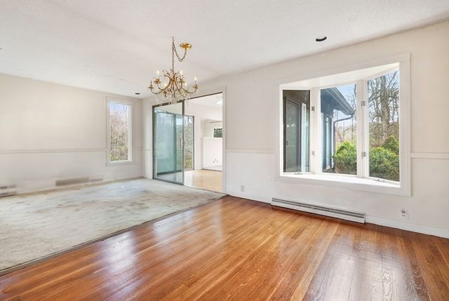 34 Morningside Ln, Lincoln, MA 01773