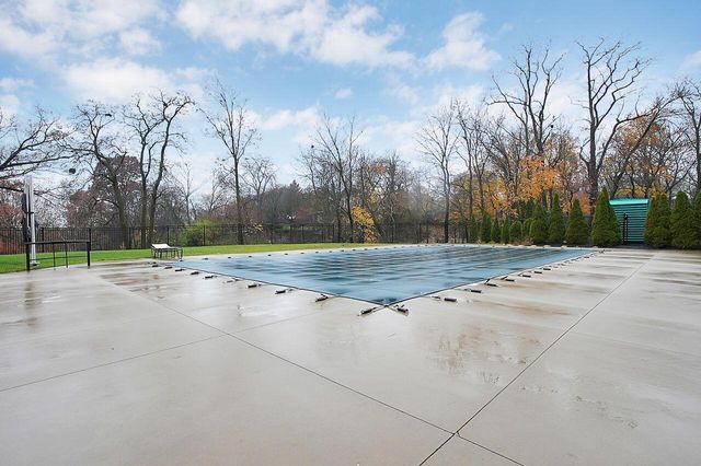 1000 Urlin Avenue, 1822, Columbus, OH 43212