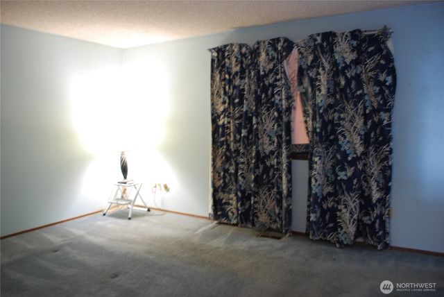 11016 122nd Street E, Puyallup, WA 98374