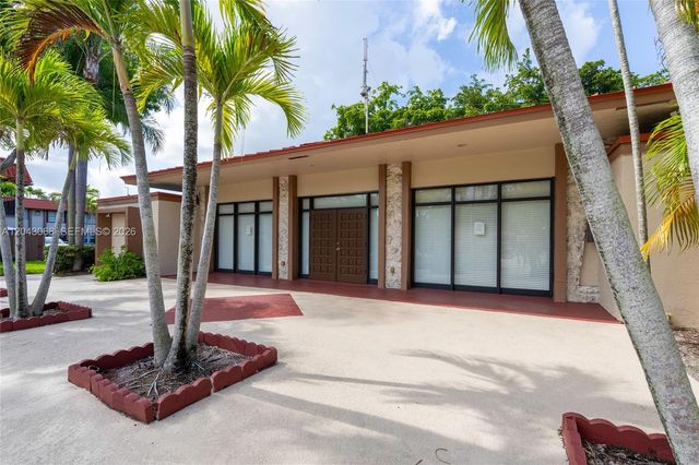 10501 SW 108th Avenue 209, Miami, FL 33176