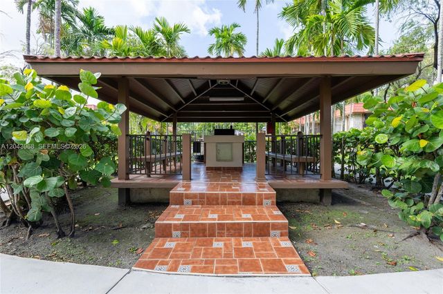 10501 SW 108th Avenue 209, Miami, FL 33176