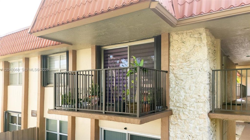 10501 SW 108th Avenue 209, Miami, FL 33176