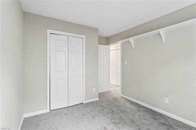 231 Gate House RD, Newport News, VA 23608