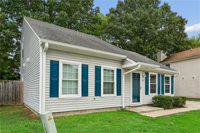 231 Gate House RD, Newport News, VA 23608