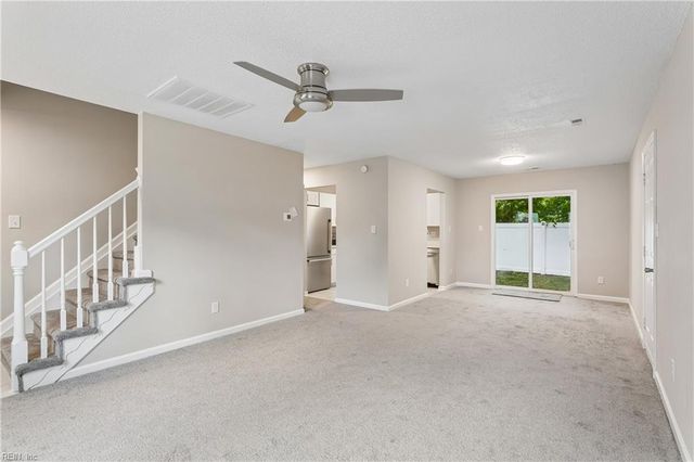 231 Gate House RD, Newport News, VA 23608